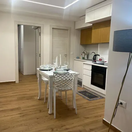 Skyline Serenity 2 Apartment *